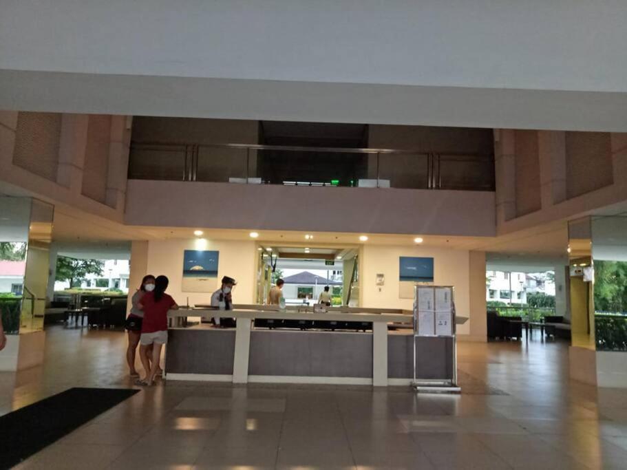 Field Residences Paranaque City Exteriér fotografie